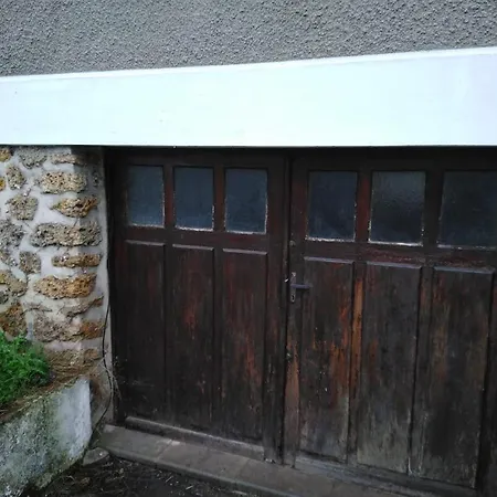 Chadi # 19 Eur Pas De Toilette Mixte, No Toilette No Shower, Obligatoire De Quitter L'endroit Entre 8h Am Et 20h On Ferme * Sucy-en-Brie